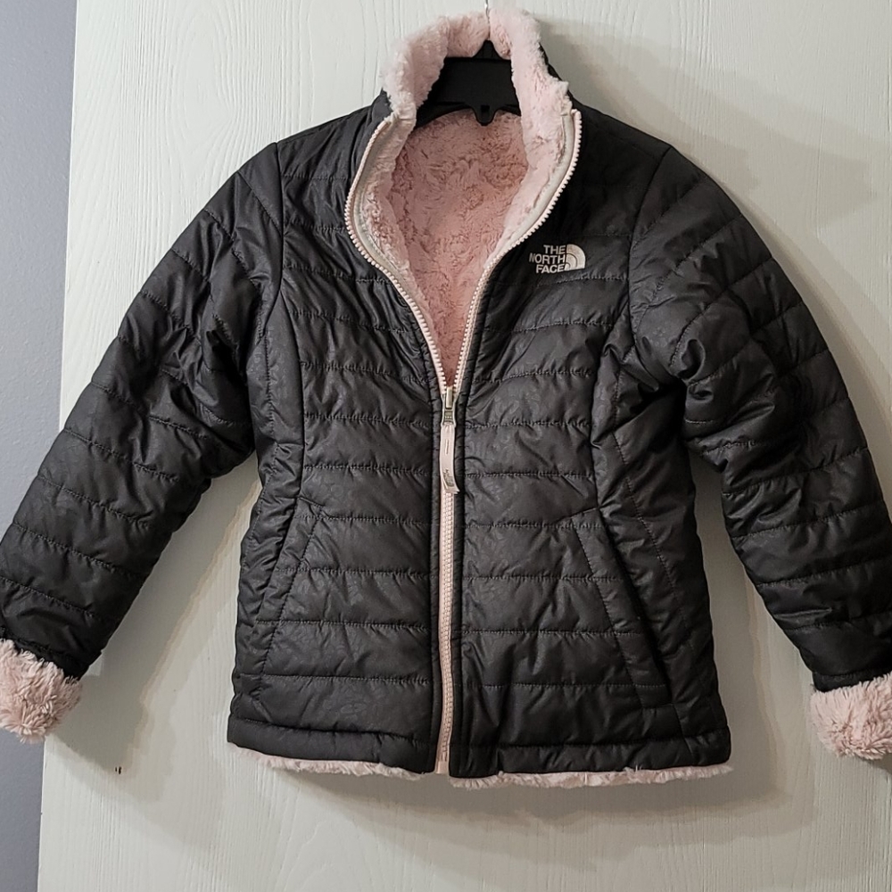 North face girl reversible jacket .